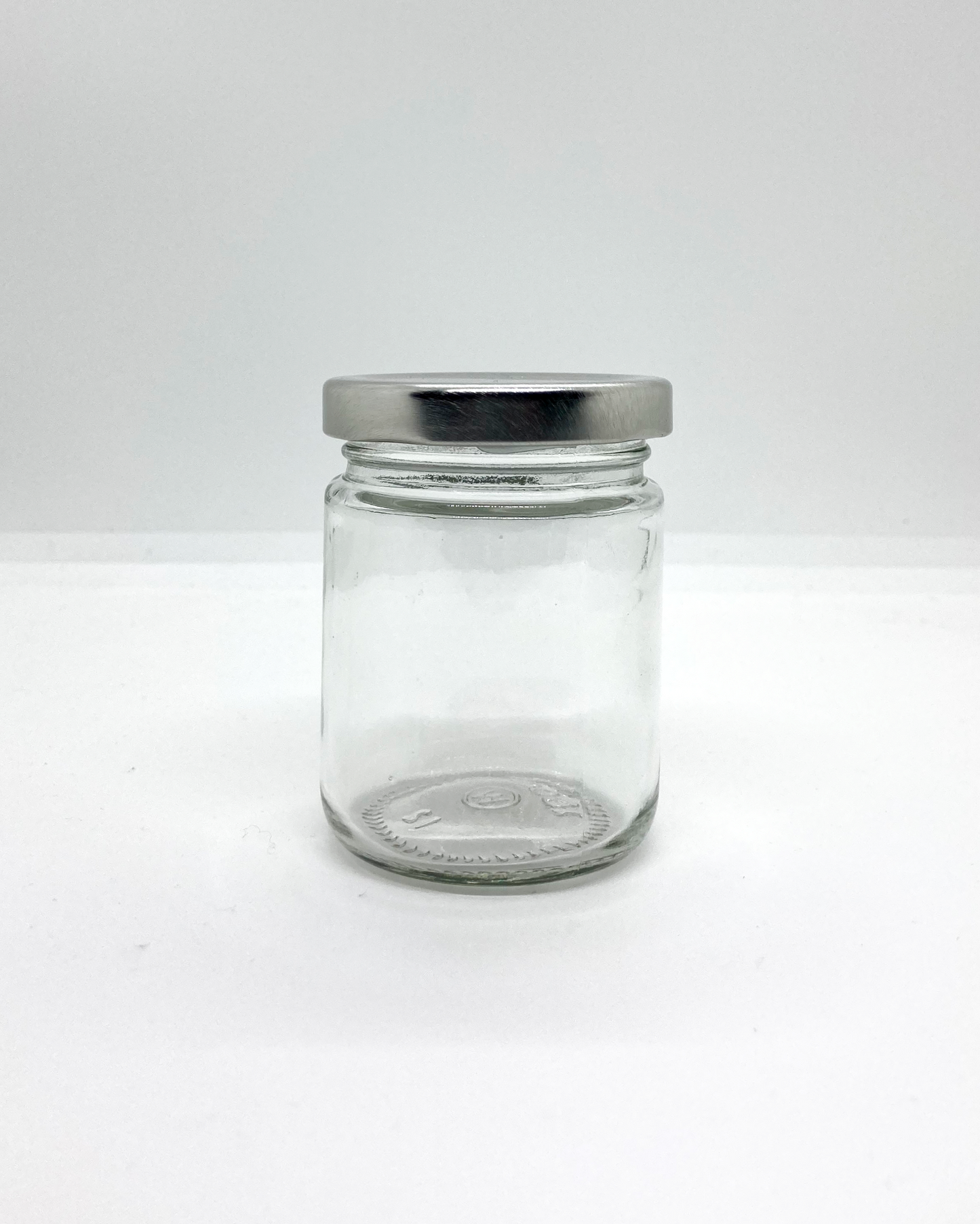 120mL. Clear Round Straight Cut Glass Jar and Lid (Net Fill Capacity: 100mL.+/-)