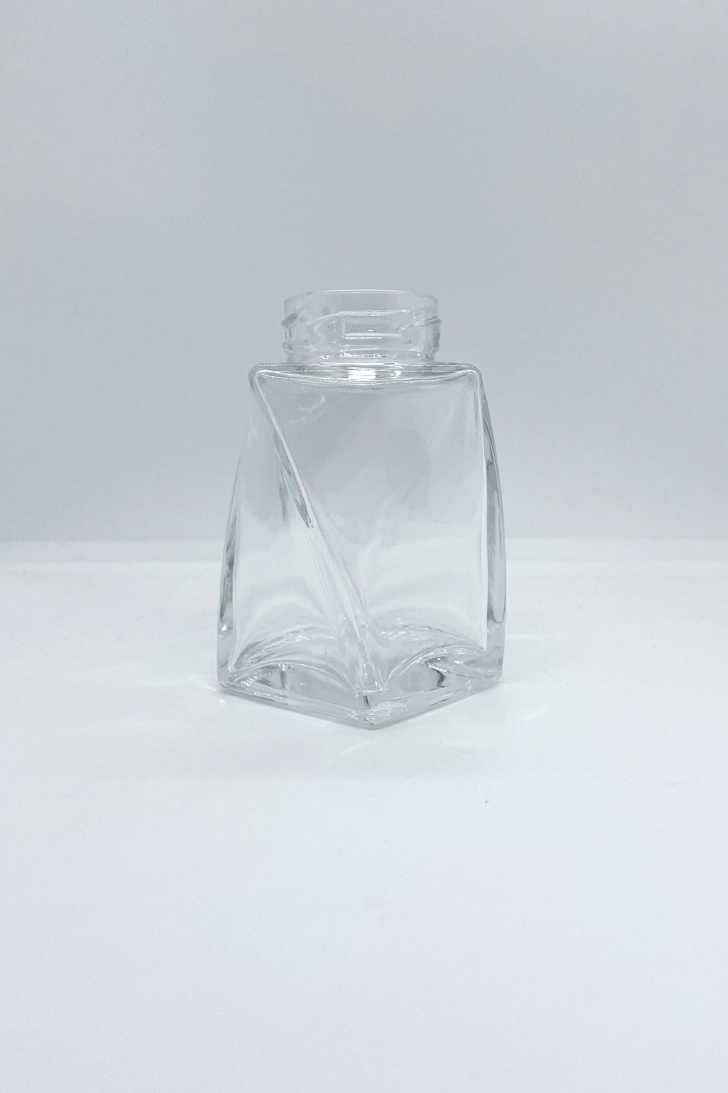 155mL. The Twist Glass Jar and Lid (Net Fill Capacity: 135mL.+/-)