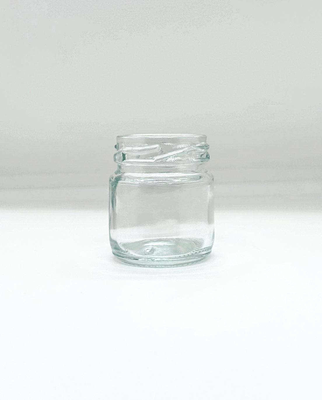 45mL. Clear Round Straight Cut Glass Jar and Lid (Net Fill Capacity: 40mL.+/-)