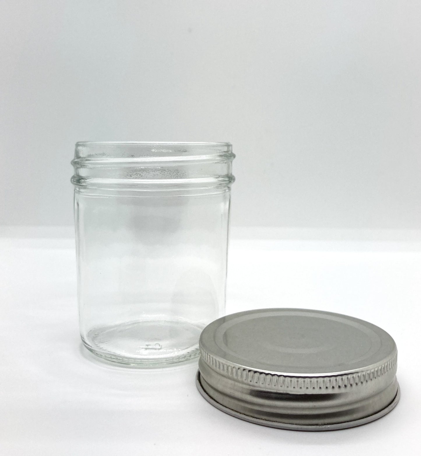 200mL. Clear Wide-Mouth Caviar Glass Jar and Lid (Net Fill Capacity: 150mL.+/-)