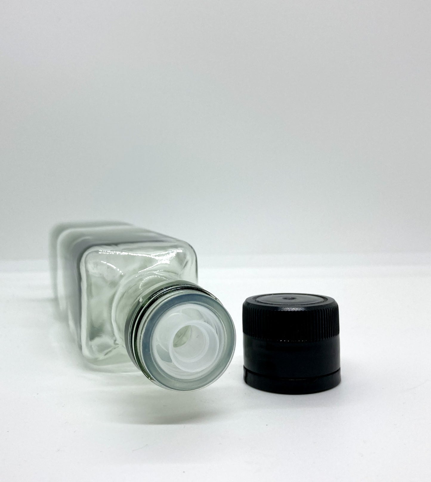 250mL. Square Glass Bottle and Cap