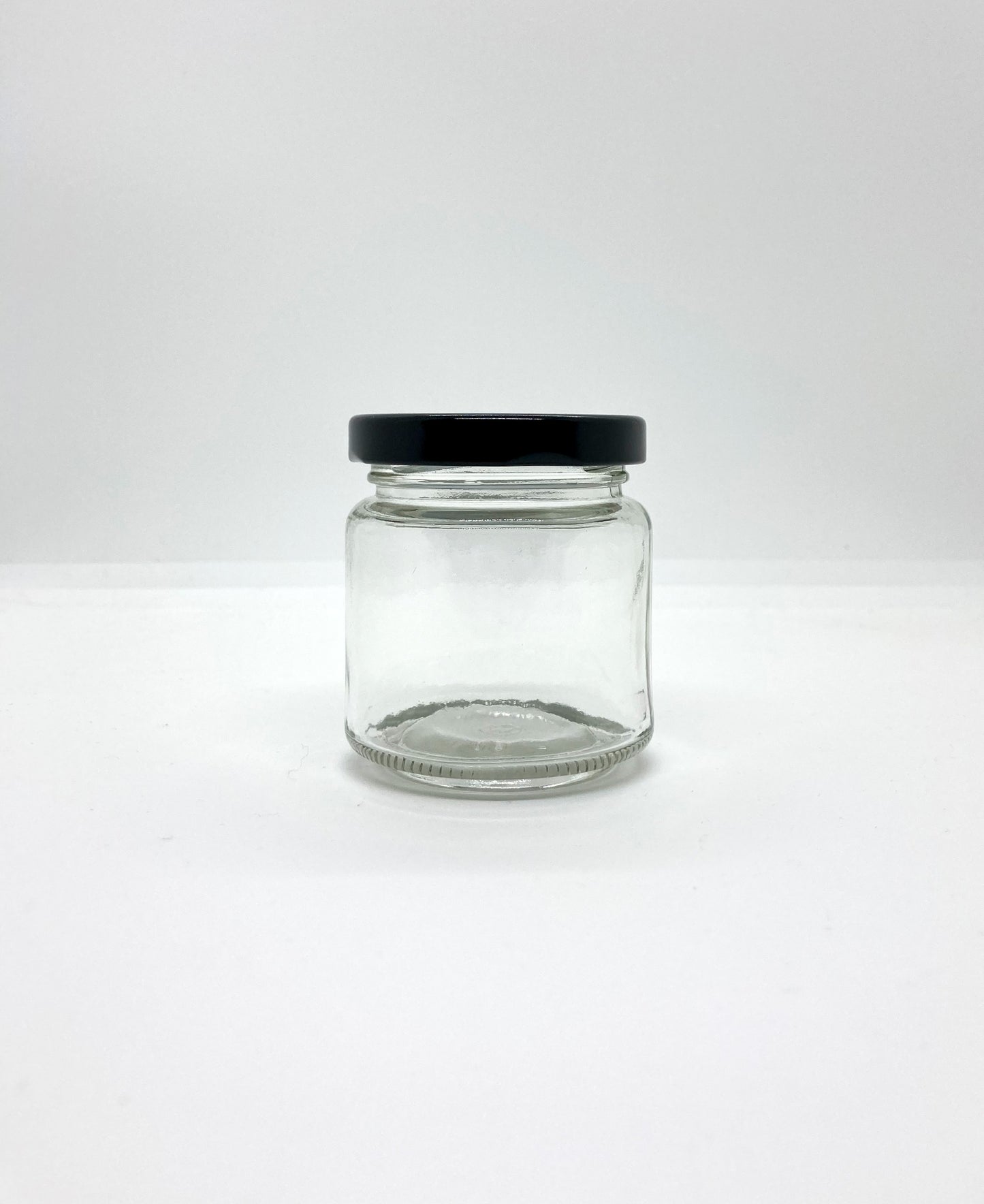 100mL. Clear Round Straight Cut Glass Jar and Lid (Net Fill Capacity: 70mL.+/-)