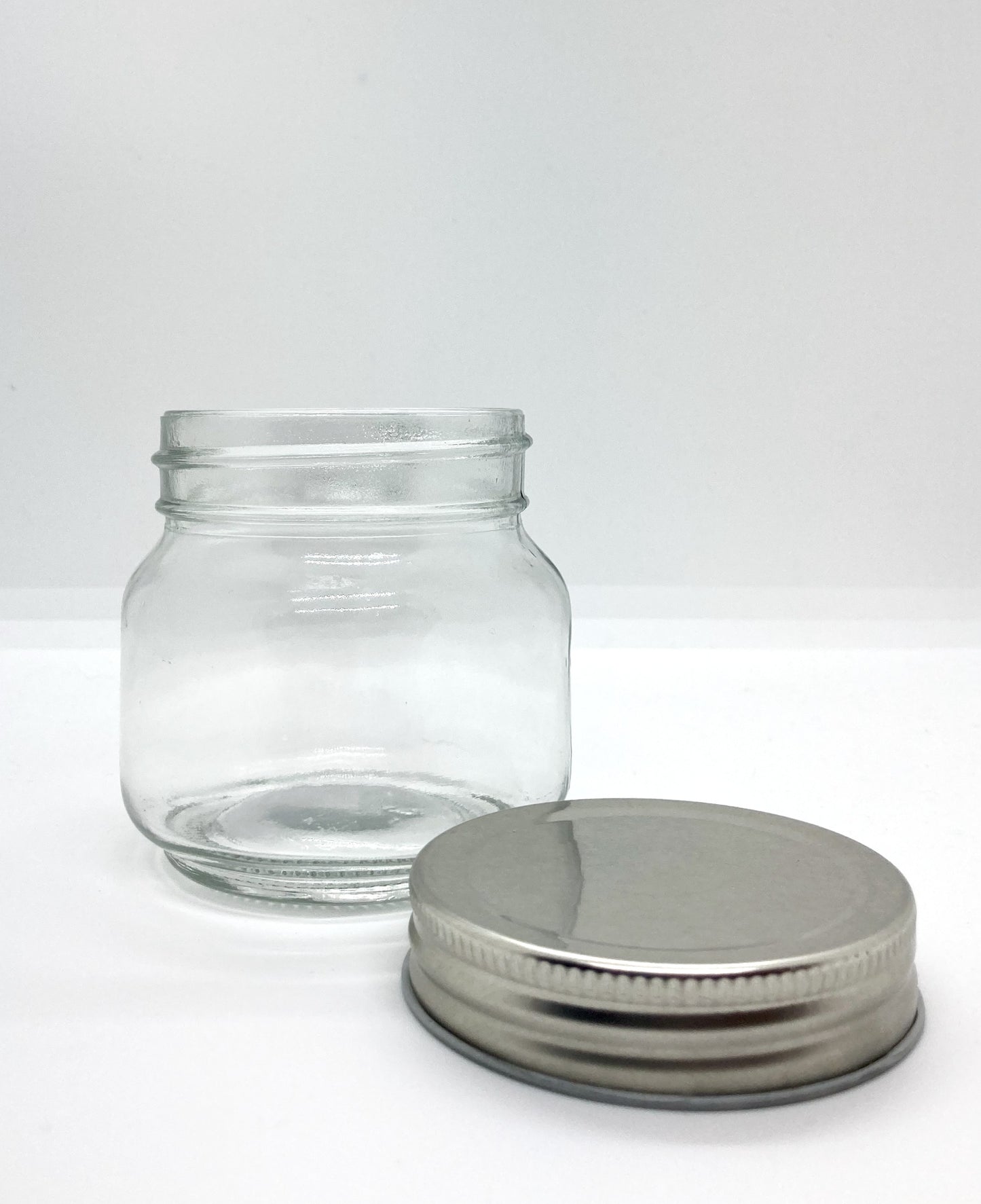 260mL. Mason glass jar (square) and Lid (Net Fill Capacity: 200mL.+/-)