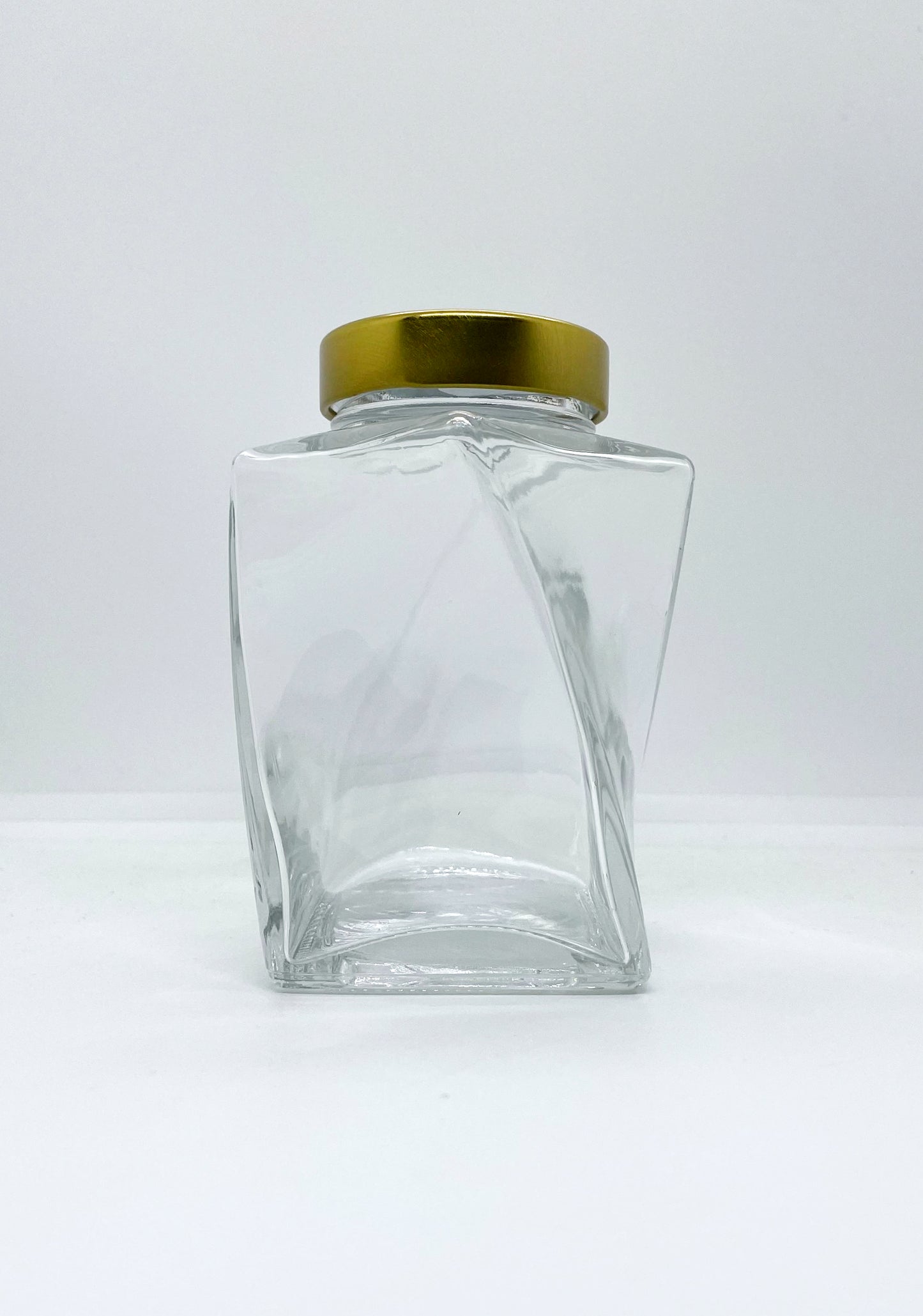 400mL. The Twist Glass Jar and Deep Lid (Net Fill Capacity: 350mL.+/-)