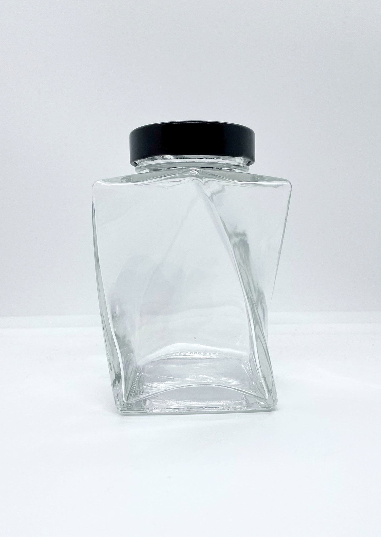 400mL. The Twist Glass Jar and Deep Lid (Net Fill Capacity: 350mL.+/-)